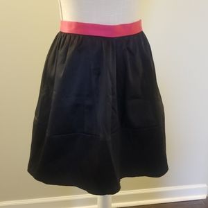 5 for $30 NWT! H&M Black and Pink Trim Satin Mini Skirt